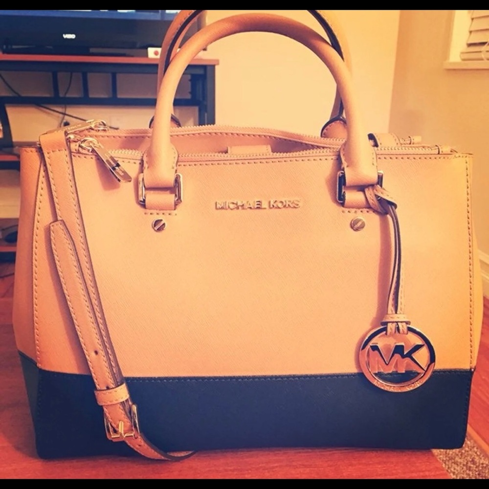 Michael Kors Sutton handbag